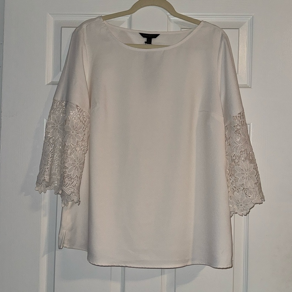 Banana Republic Size Large Lace 3/4 Sleeve Shirt NEW WITH TAGS ivory color